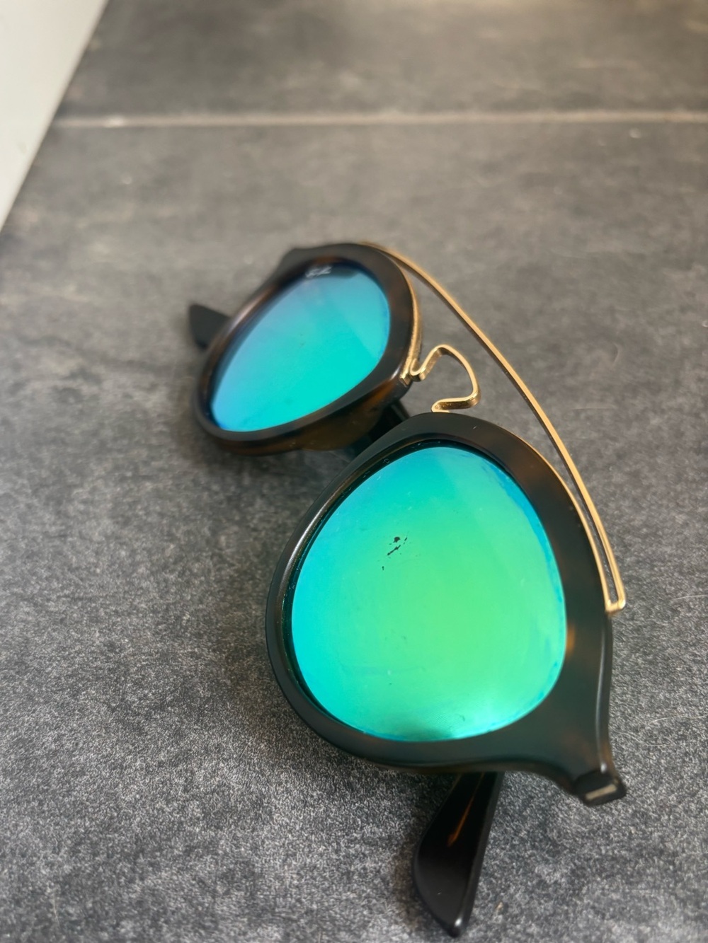 Ray-Ban Gatsby II Sunglasses with Green Mirror Lenses - Picture 4 of 6